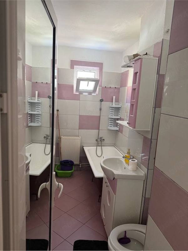 ofer spre inchiriere ap 2 camere — fotografia 1