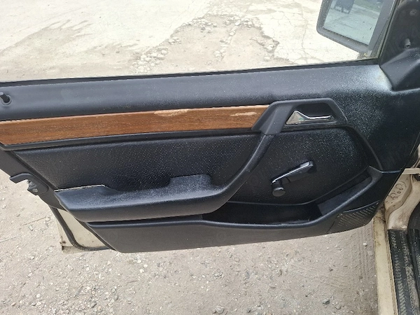 MERCEDES-BENZ E-Class 1991 — imagine 4