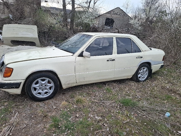 MERCEDES-BENZ E-Class 1991 — imagine 2