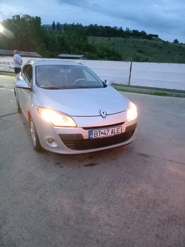 RENAULT Megane