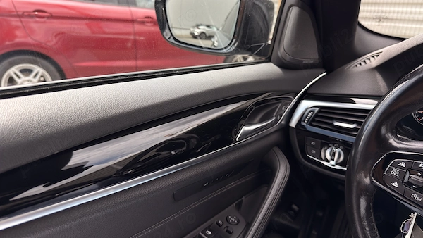 BMW 5 Series 2018 — imagine 9