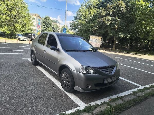 DACIA Logan