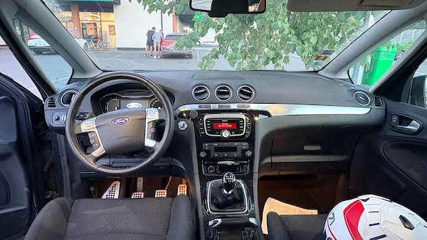 FORD S-MAX 2011 — imagine 2