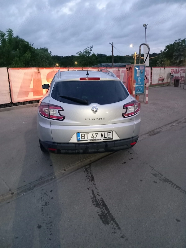 RENAULT Megane 2010 — imagine 3