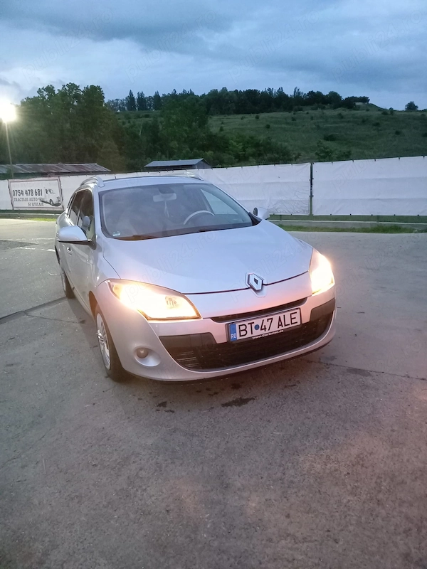 RENAULT Megane