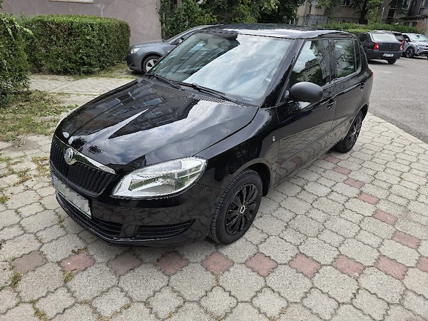 SKODA Fabia 2011 — imagine 2