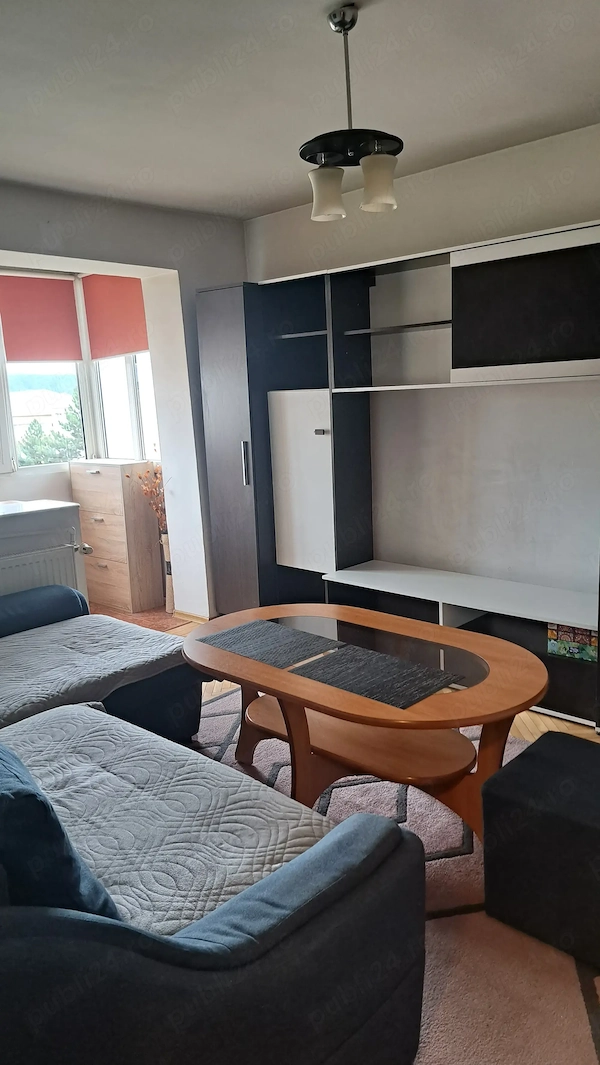 Vand apartament, 2 camere, Rm. Vâlcea, lângă piața Nord — fotografia 2