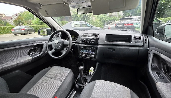 SKODA Fabia 2011 — imagine 6