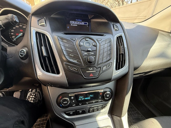 FORD Focus 2012 — imagine 2