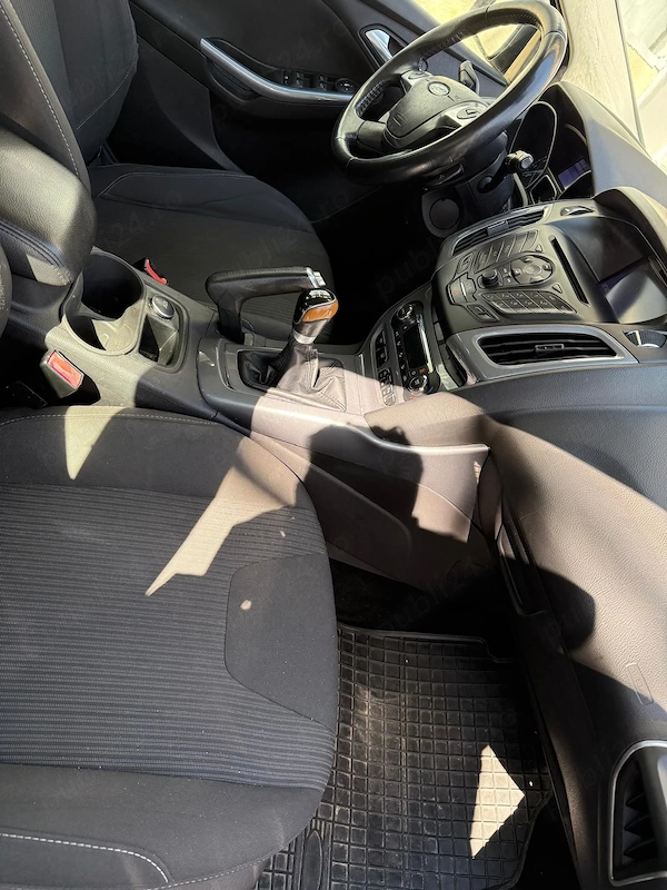 FORD Focus 2012 — imagine 4