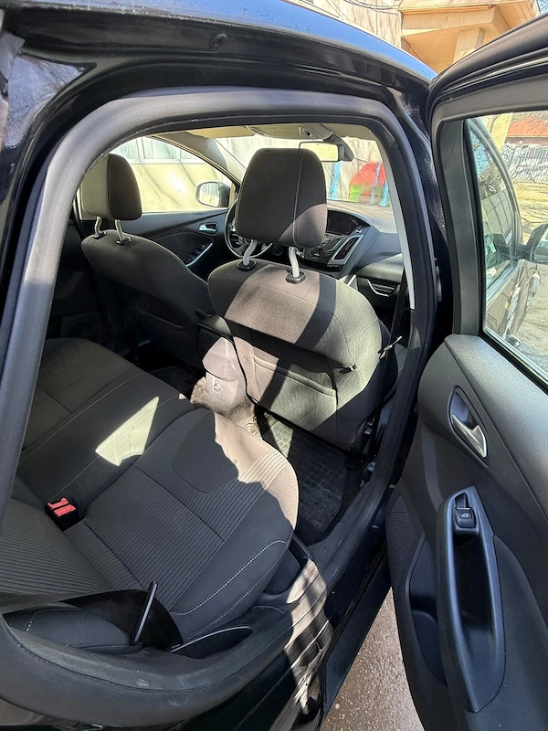 FORD Focus 2012 — imagine 8
