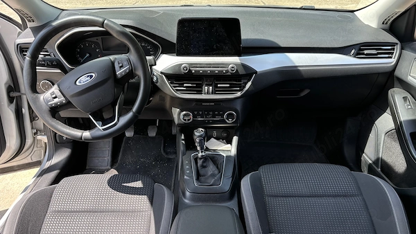 FORD Focus 2019 — imagine 6