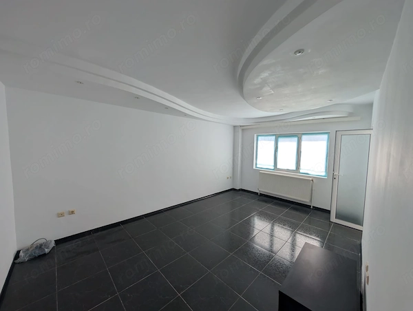 Apartament 3 camere confort 1 decomandat Calarasi 4 — fotografia 1