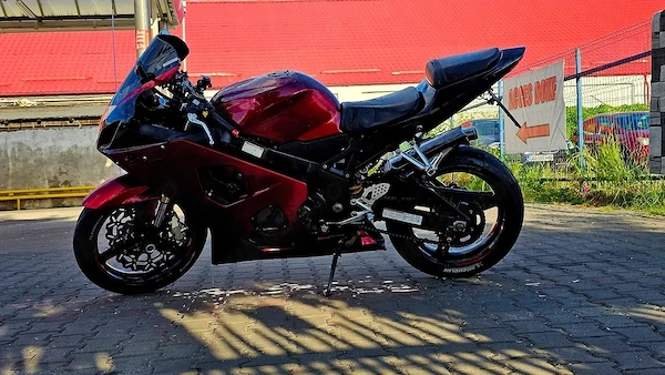 Suzuki GSX-R 600 K5 37.700 KM