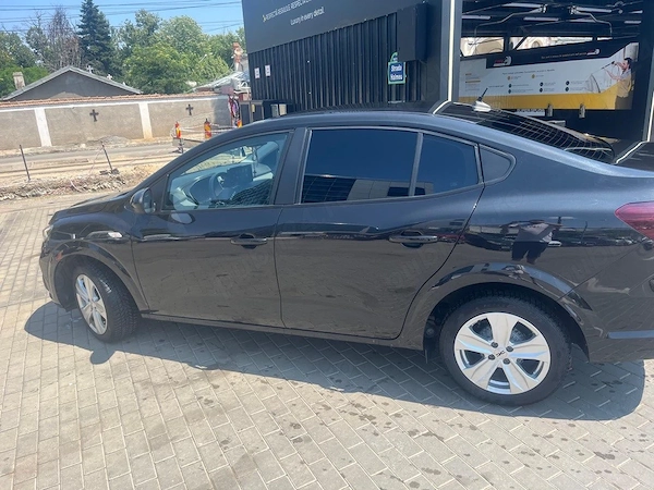 DACIA Logan 2023 — imagine 2