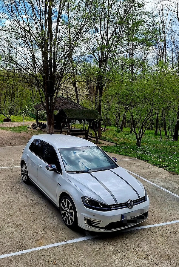 VOLKSWAGEN Golf 2015 — imagine 2