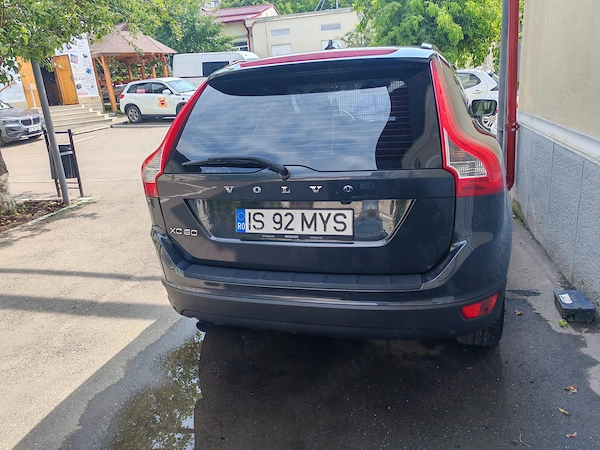 VOLVO XC60 2012 — imagine 7