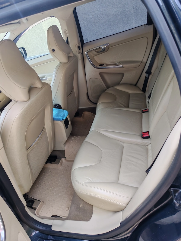 VOLVO XC60 2012 — imagine 4