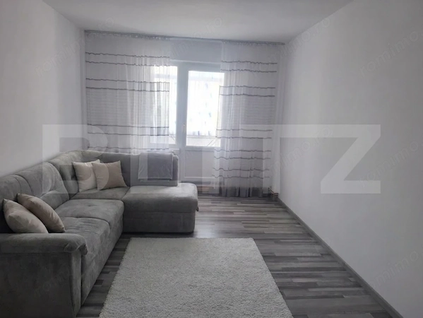 Apartament 3 camere, 63 mp, zona Găești — fotografia 2