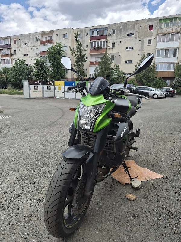 Motocicleta kawasaki er6n 2013
