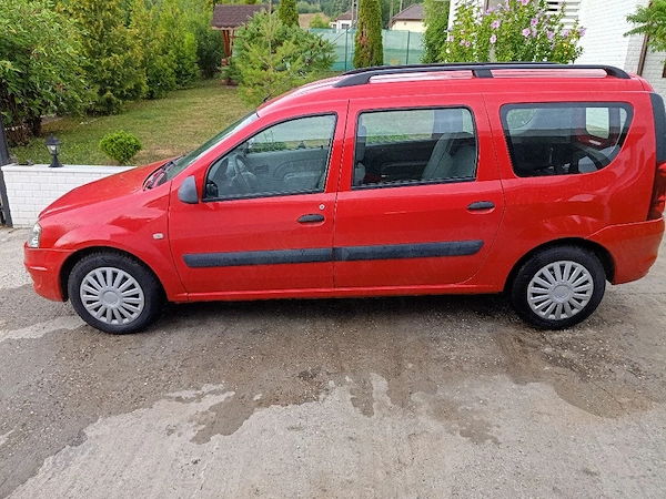 DACIA Logan 2011 — imagine 2