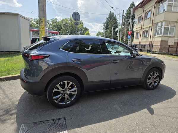 Vând Mazda CX 30