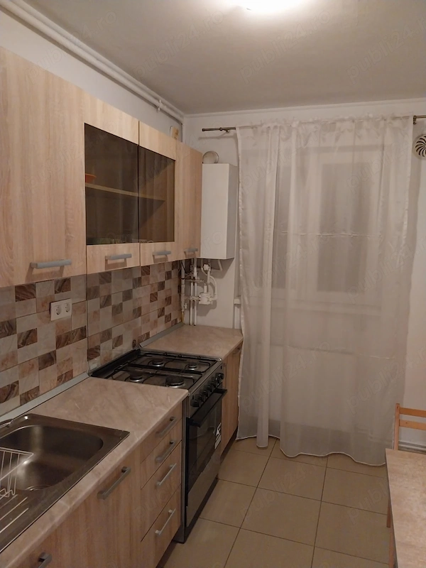 Apartament de închiriat 2 camere decomandat Baia Mare, zona Independenței — fotografia 3