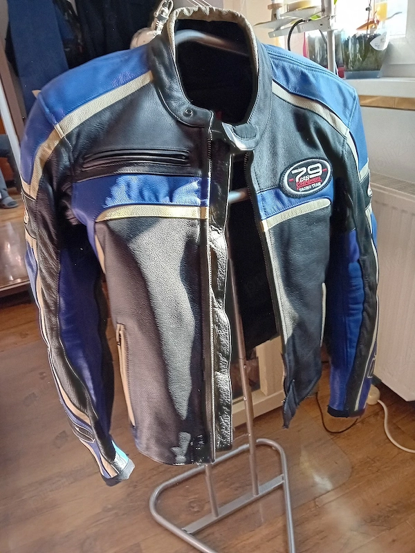 costum piele motor
