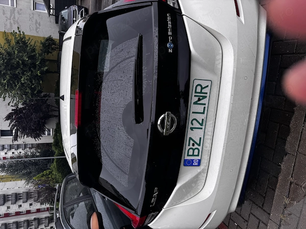 NISSAN Leaf 2019 — imagine 3