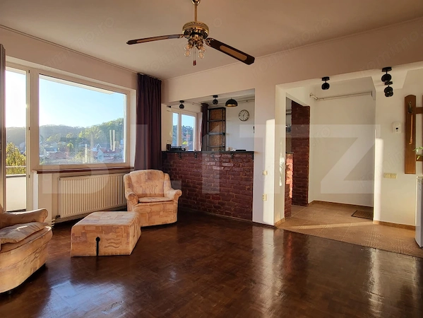 Apartament ultracentral cu panoramă deosebită | 2 balcoane | Gata de mutat — fotografia 3