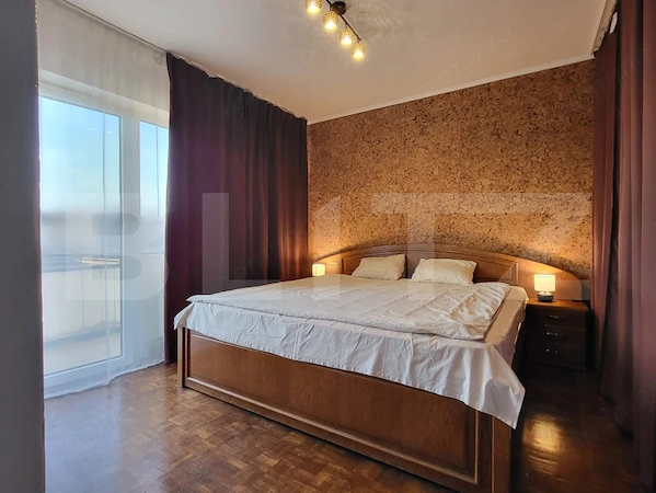 Apartament ultracentral cu panoramă deosebită | 2 balcoane | Gata de mutat — fotografia 1