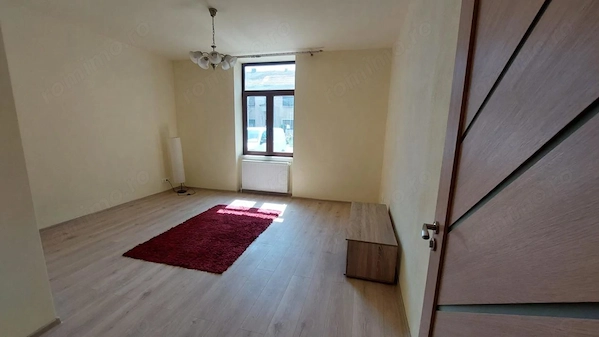 Apartament 3 camere, la casa, 73 mp utili, 35 mp curte, parter-Iosefin — fotografia 3
