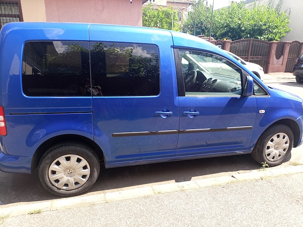 VOLKSWAGEN Caddy 2012 — imagine 2