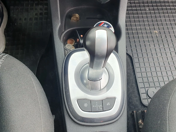 OPEL Corsa 2009 — imagine 8