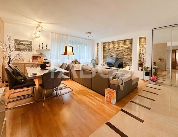Apartament cu 3 camere de vanzare 113 mp garaj si boxa Andrei Muresanu — fotografia 1
