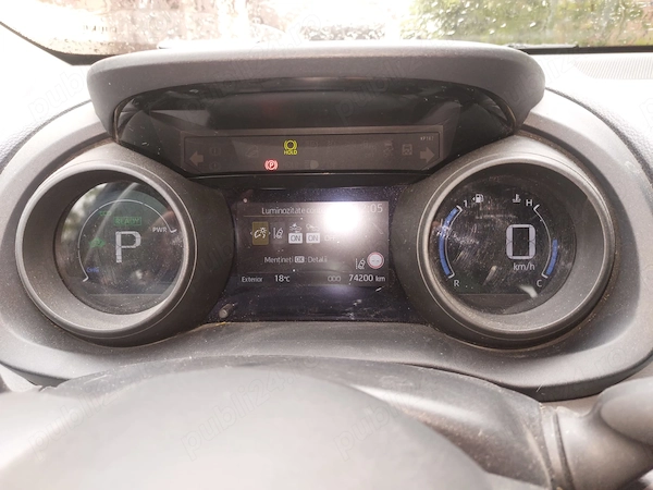 TOYOTA Yaris 2021 — imagine 4