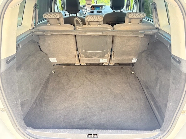 RENAULT Grand Scenic 2012 — imagine 8