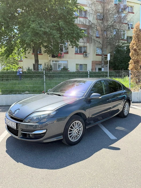 RENAULT Laguna