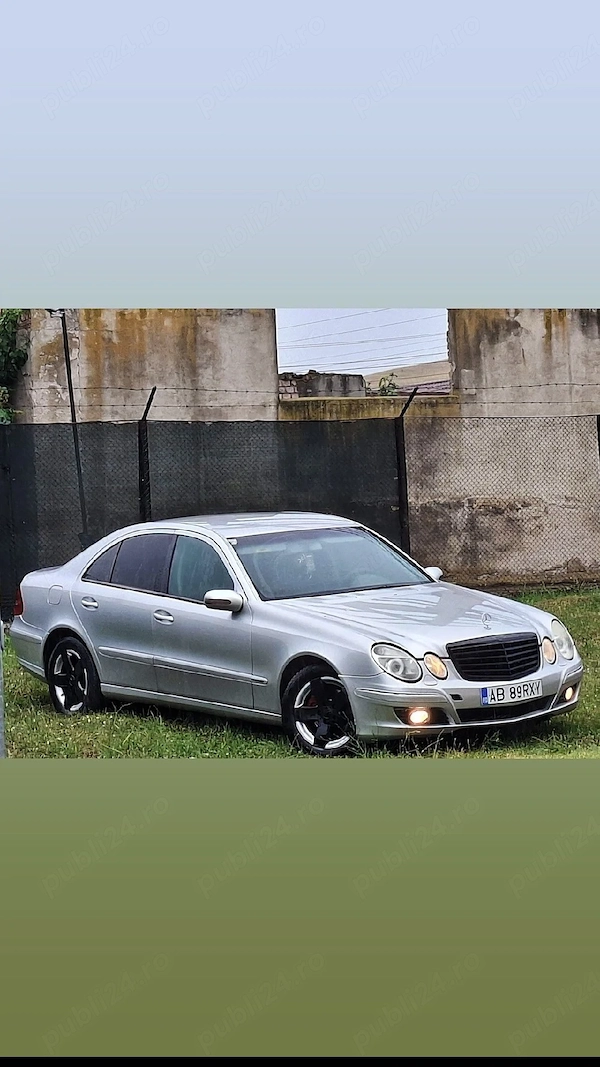 MERCEDES-BENZ E-Class