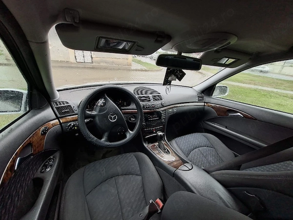 MERCEDES-BENZ E-Class 2004 — imagine 9