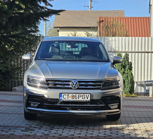 Volkswagen Tiguan R-Line 2.0 TDI 190 CP 4Motion DSG | România | Istoric VW | 110.700 km | Fără accid