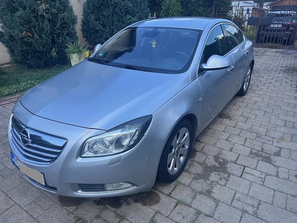 Opel Insignia 2009 - motor defect