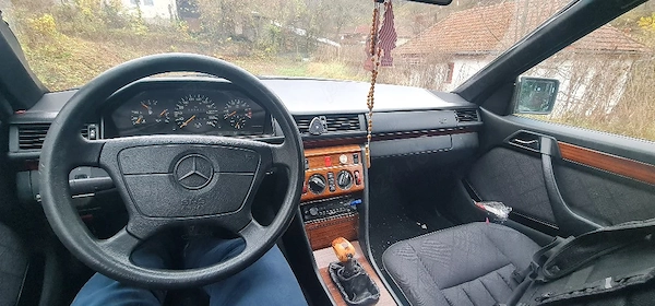 MERCEDES-BENZ E-Class 1995 — imagine 6