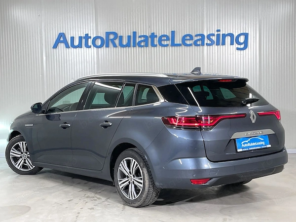 RENAULT Megane 2022 — imagine 4