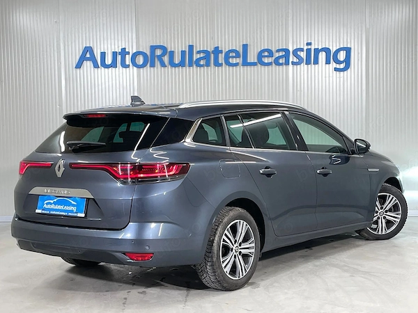 RENAULT Megane 2022 — imagine 3