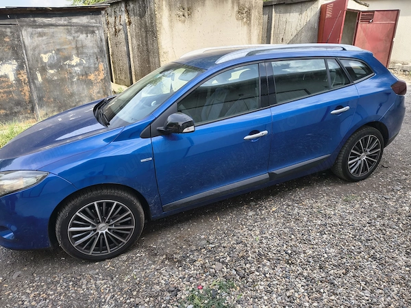 RENAULT Megane