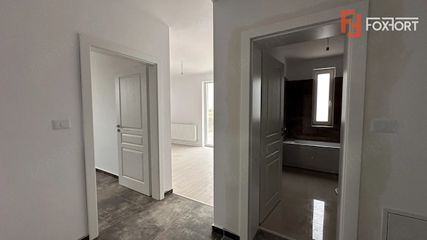 Apartament cu 3 camere 78 mp in Giroc — fotografia 1