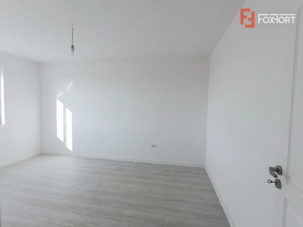 Apartament cu 3 camere 78 mp in Giroc — fotografia 3