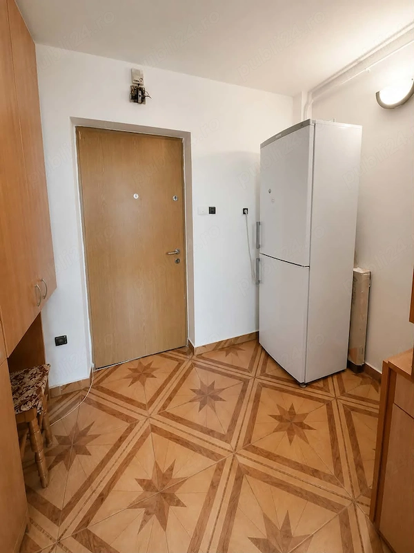 Garsoniera de închiriat — fotografia 3