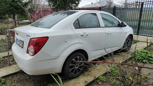 vand chevrolet aveo 2013